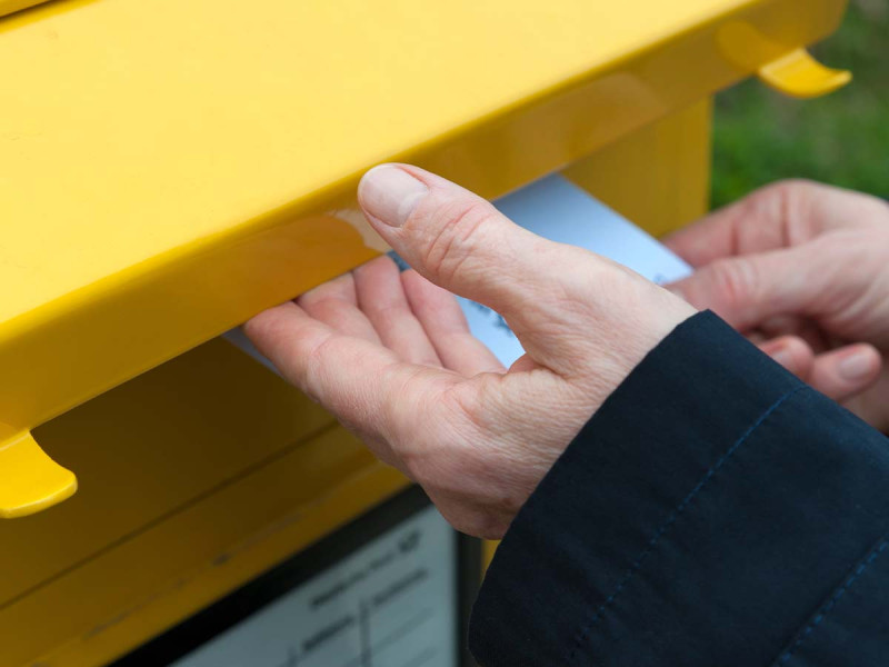 Arbeitsvertrag per Post kündigen